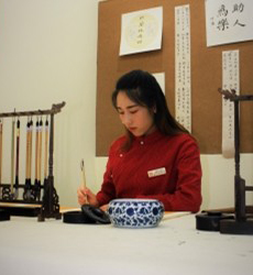 武汉新鸿书院特约主讲老师书法老师：敖老师