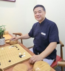 武汉新鸿书院特约主讲老师围棋老师:段老师