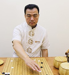 武汉新鸿书院特约主讲老师围棋老师:陈老师