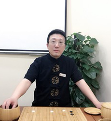 武汉新鸿书院特约主讲老师围棋老师:金老师
