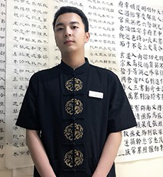 武汉新鸿书院特约主讲老师书法老师:张老师