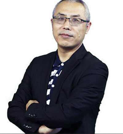 学威国际商学院教授_左小德