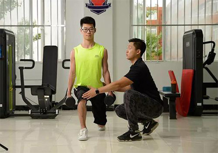 北京速卓健身学院上课情形。