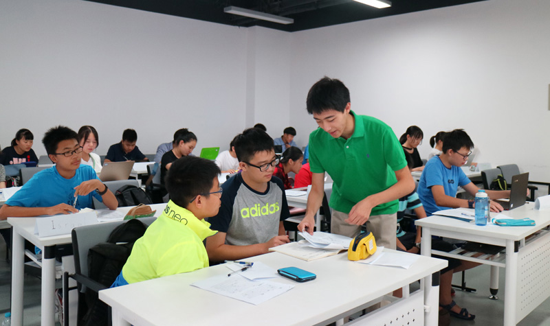学校CLUB