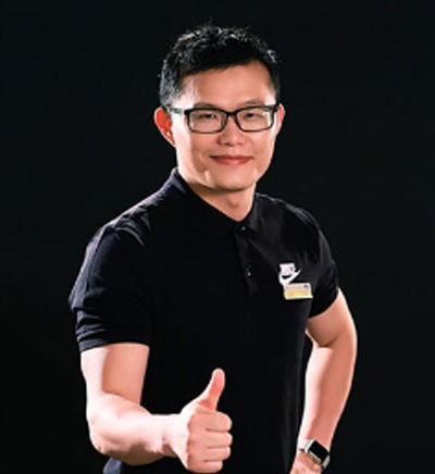 南宁梦想青成邓万德老师