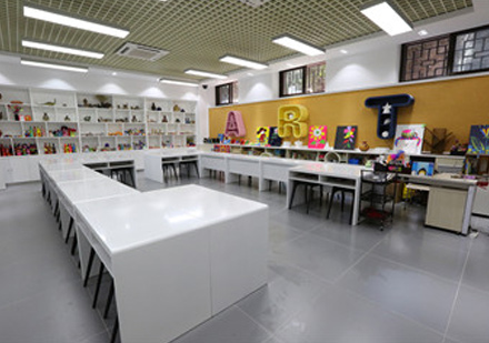 北京二十一世纪国际学校手工教室环境
