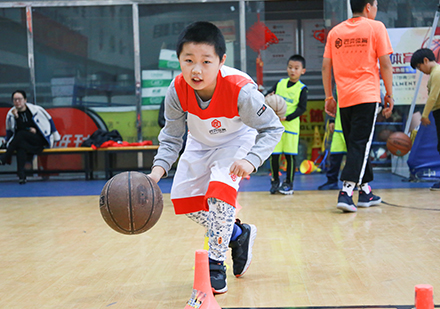 上海篮球暑期提高班