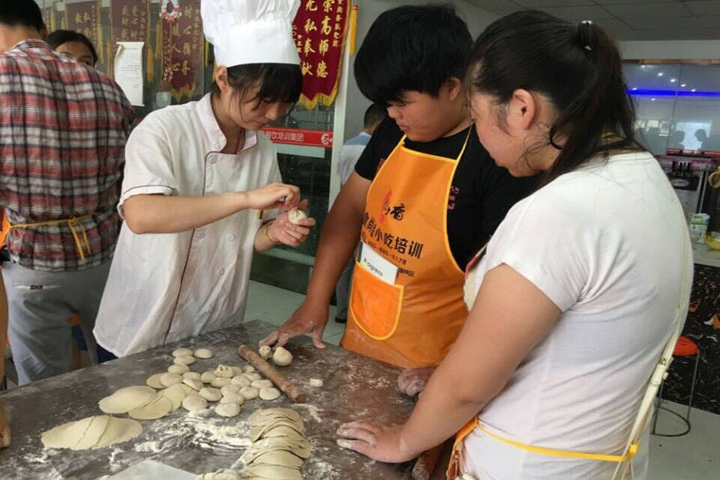 沈媛媛老师面点培训实景