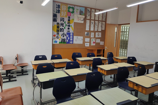 北京京衡高考复读学校校区教室环境展示