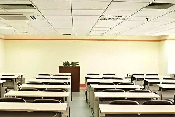 北京北达高考复读学校教室环境展示