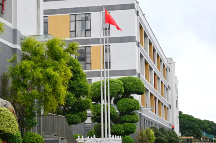 学校广场环境