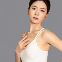 王瑶