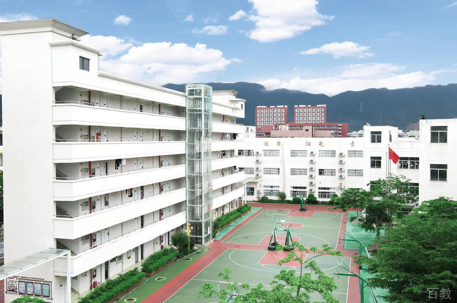 学校宿舍楼环境