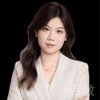 何美欣