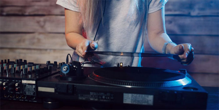 领秀DJ