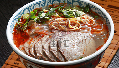 传统淮南牛肉汤制作