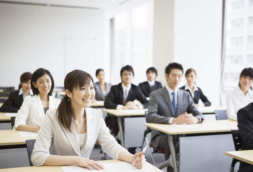 日语情景教学课堂