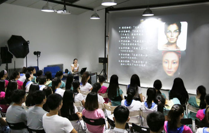 美学全科班教学实景