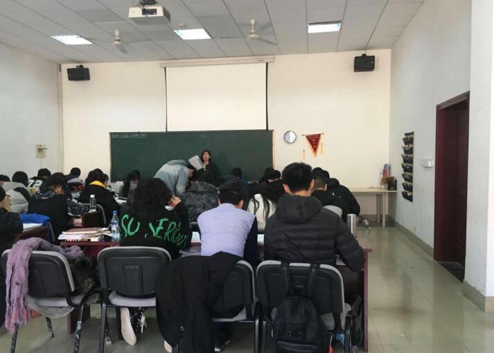 意语课堂实景