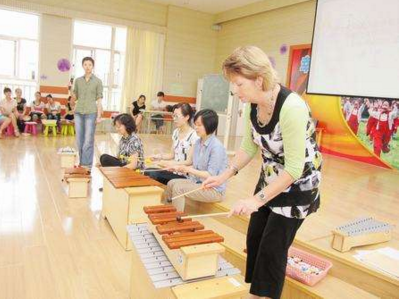 音乐教学场景
