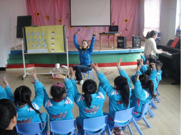 幼师实践教学场景