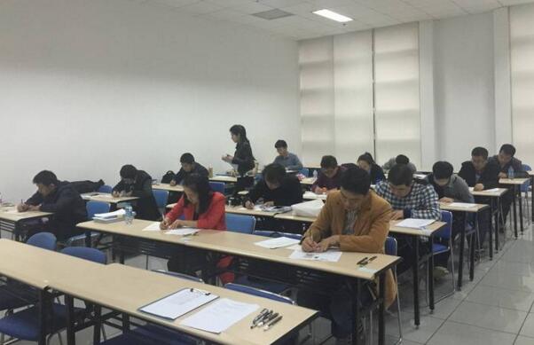 MEM班教学场景