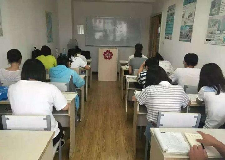 樱花日语留学服务体系