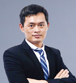 武汉牵引力PHP总监级讲师黄老