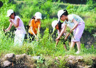 深圳奥德曼夏令营|正确表扬孩子的八种方法