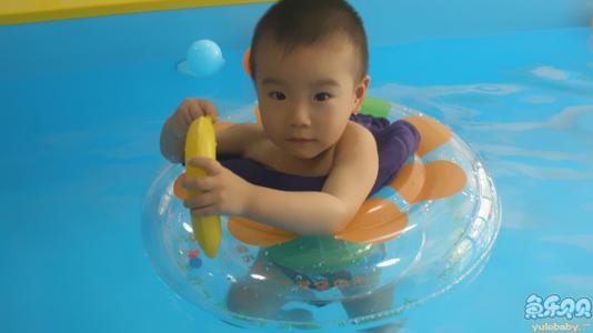 婴幼儿水中互动
