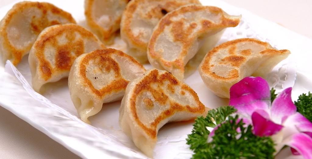 鸡汁锅贴