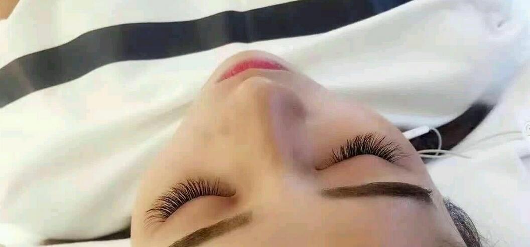 美睫实操教学