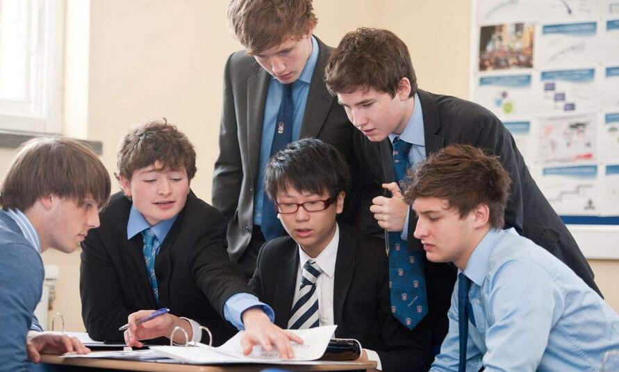 扬格外语教学环境