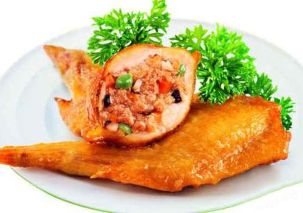 鱿鱼鸡翅包饭