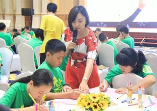 家庭教育新模式解析：打破传统角色定位