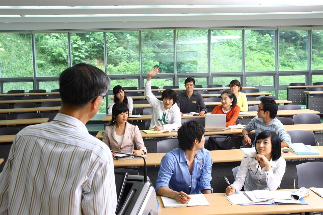 韩国大学校园环境