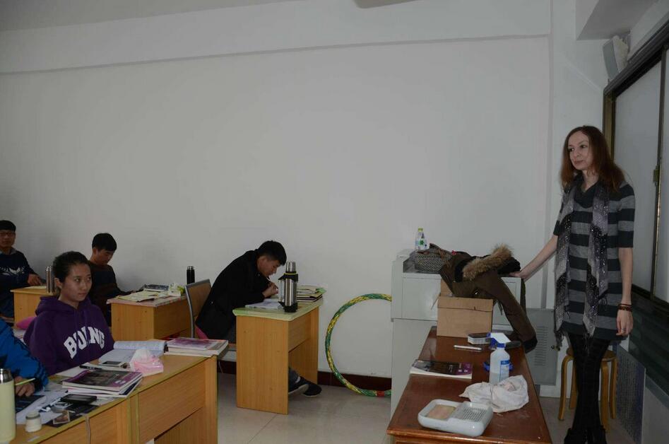 日语情景教学课堂
