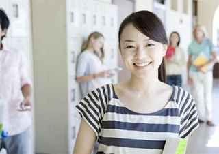 加拿大哪几个省的大学适合中国孩子申请？