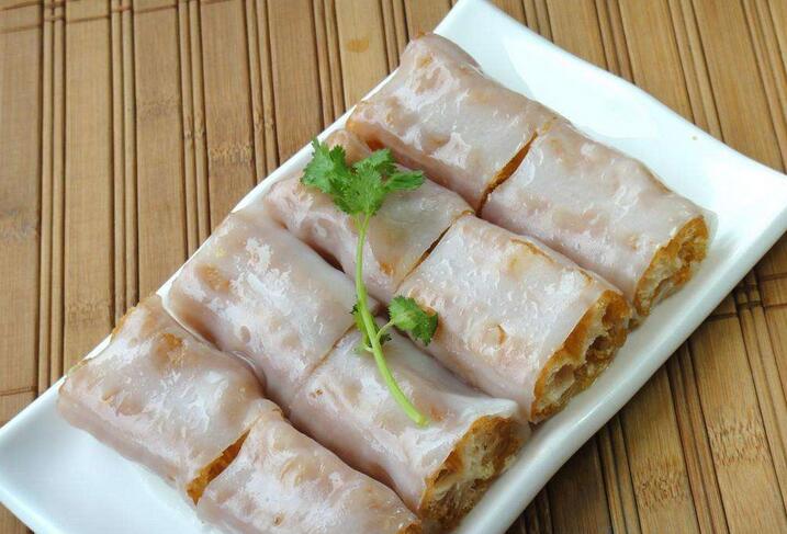 石磨肠粉制作现场
