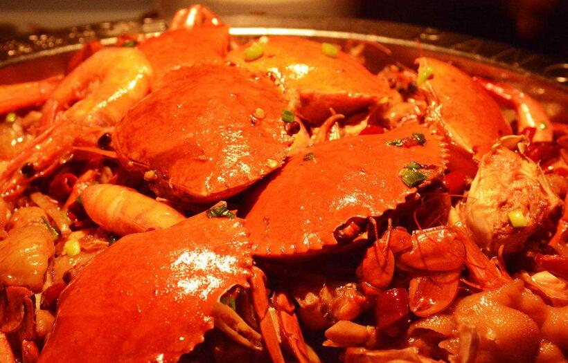 肉蟹煲实操教学现场