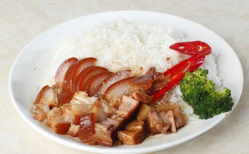 隆江猪脚饭制作过程