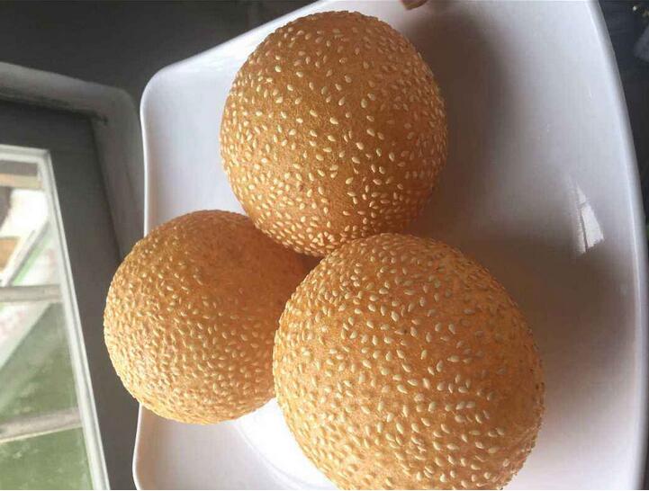 油条麻圆制作现场