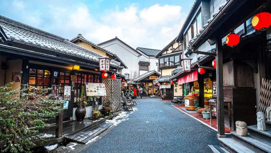 日本语言学校分班教学场景