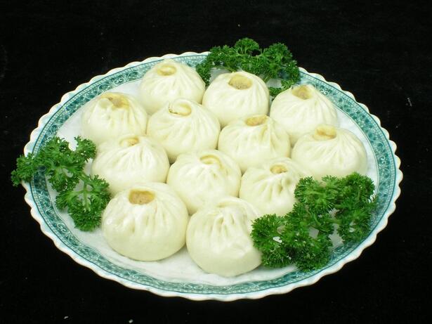 杭州小笼包制作现场