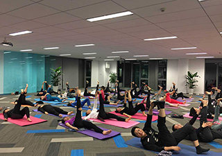 公司团体瑜伽培训