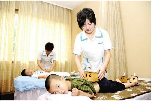 推拿手法示意图