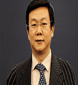 刘霄仑