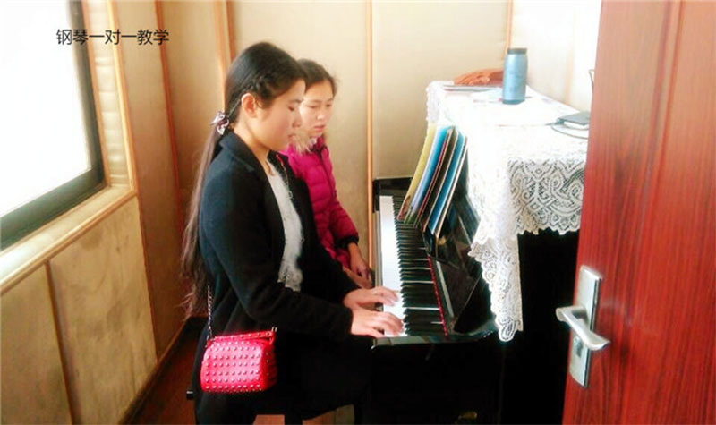 钢琴一对一教学