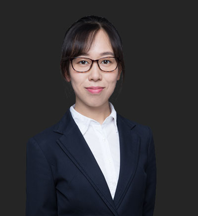 备考族团队—— 龚央央