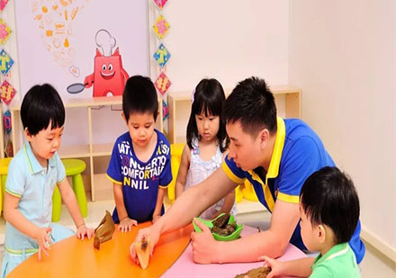 上海25-36月齡的孩子早教培訓(xùn)